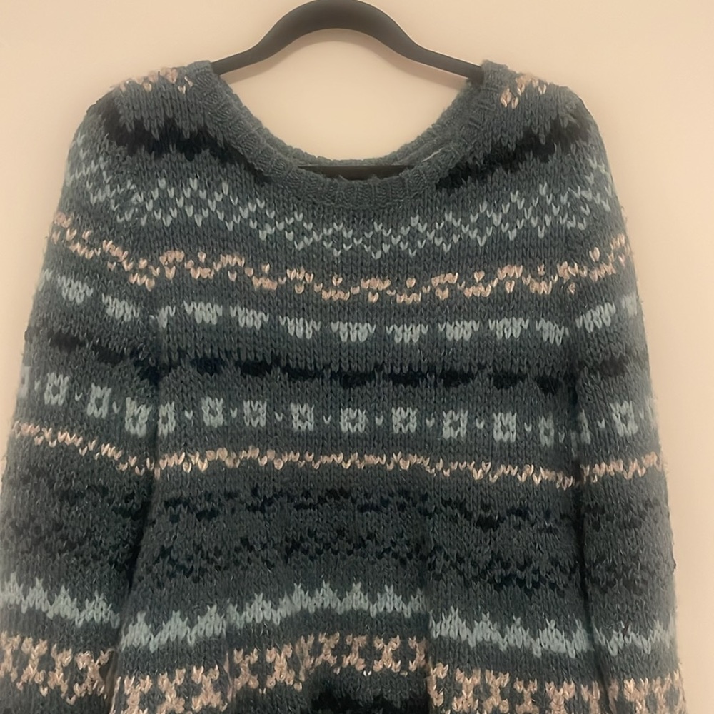 Free people sweater